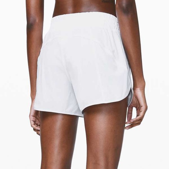 Lululemon‎ Track That Short Inseam 5" White Size 2 - Picture 3 of 6